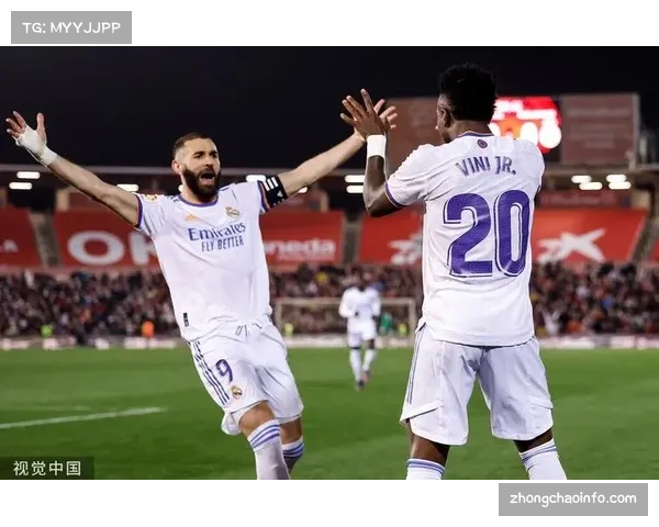 西甲国家德比实时：皇马主场暂1-1巴塞罗那，维尼修斯破门